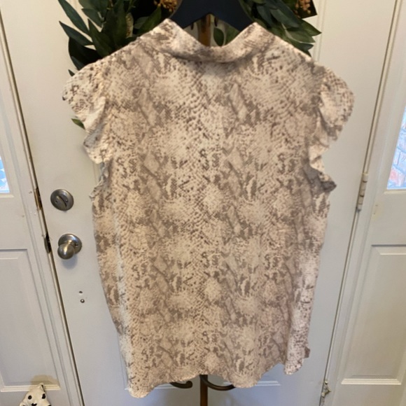 Loft Snakeskin Print Animal Print Top SS M - Picture 2 of 8